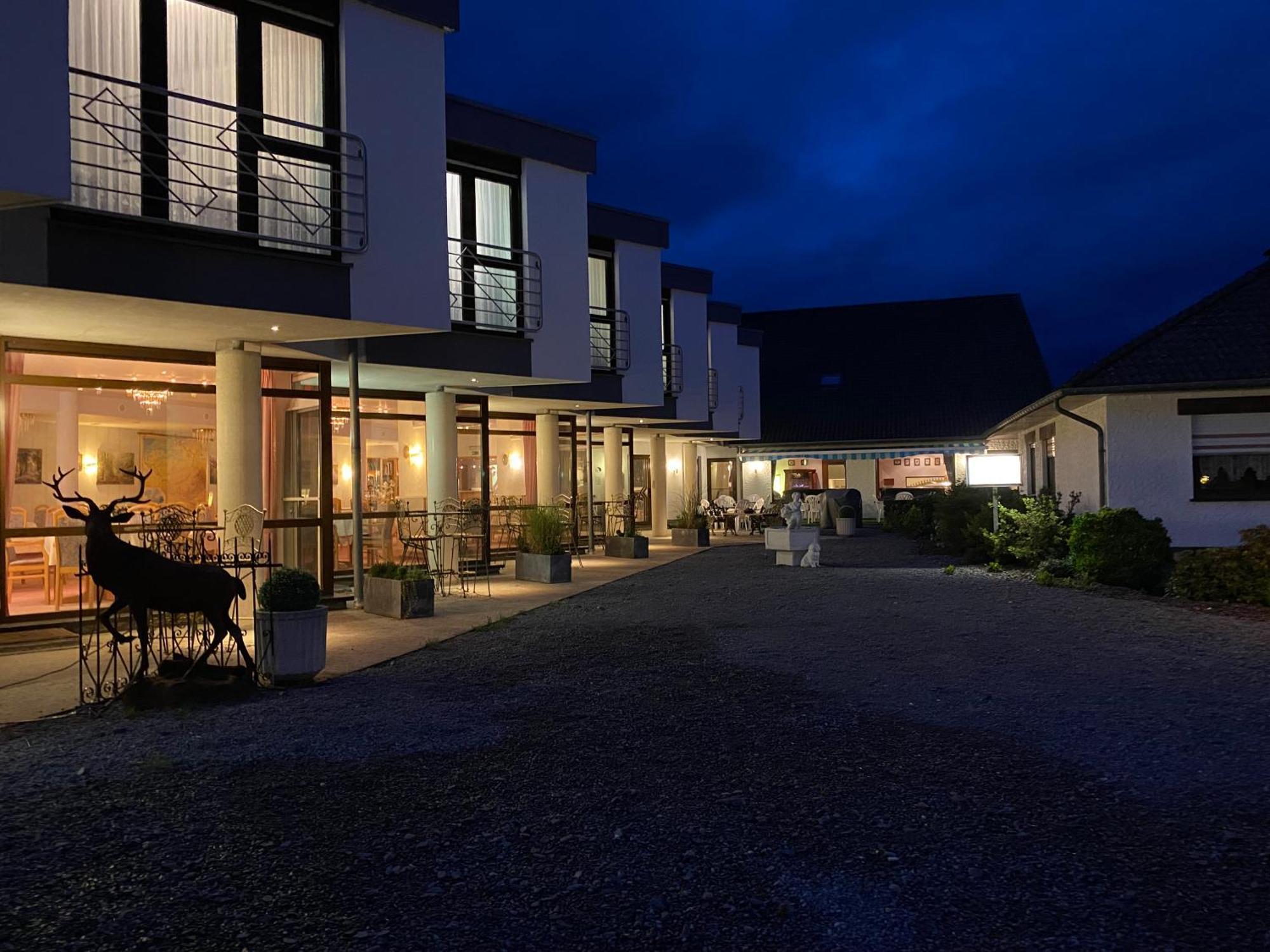Hotel Altitude Burg Reuland Exterior photo